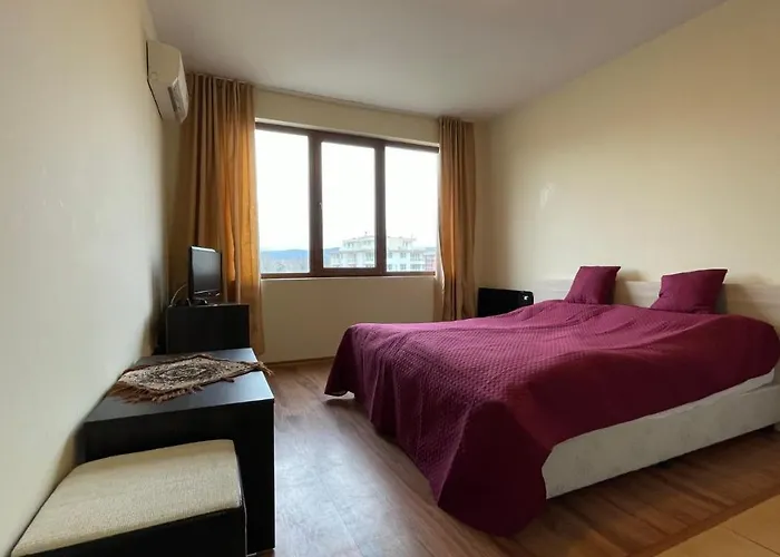 Summer Breeze 406 Sunny Апартаменти *