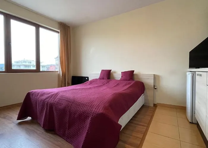 Summer Breeze 406 Sunny * Сонячний Берег