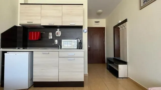 Summer Breeze 406 Sunny * Сонячний Берег