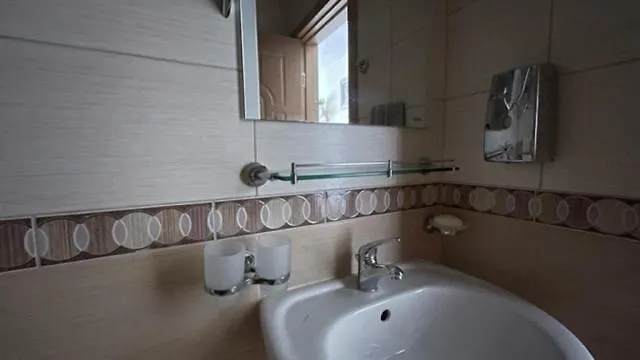 Summer Breeze 406 Sunny Апартаменти *